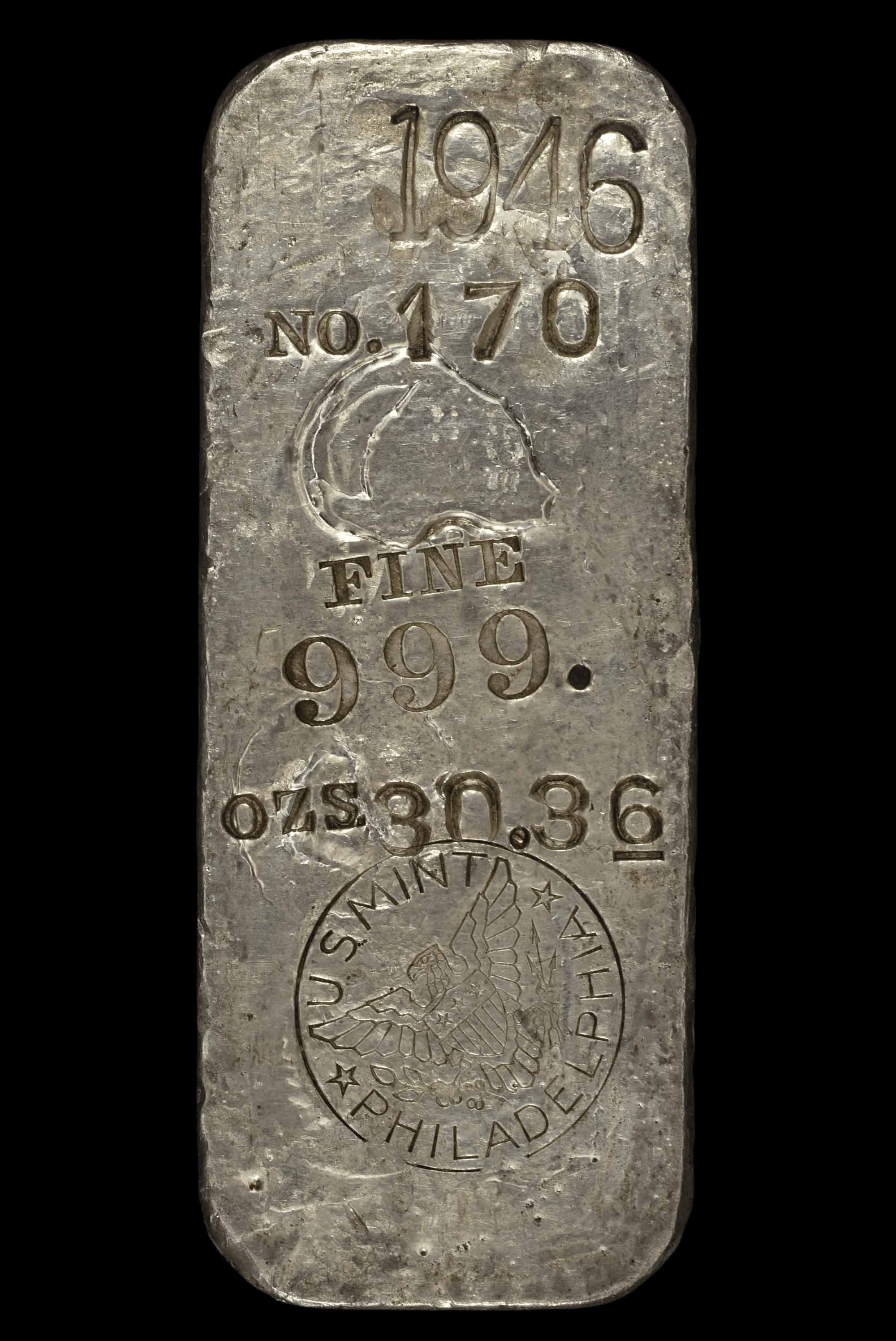 1946 U.S. Mint Philadelphia No. 170, 30.36 ozs (o) 1946 U.S. Mint Philadelphia No. 170, 30.36 ozs (o)
